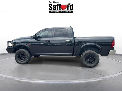 Brilliant Black Crystal Pearlcoat 2015 RAM 1500 Laramie