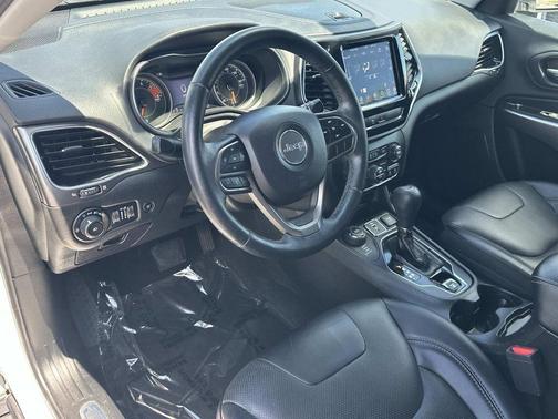 Bright White Clearcoat 2019 Jeep Cherokee Limited