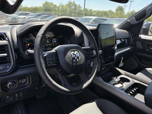 Diamond Black Crystal Pearlcoat 2026 RAM 1500 Rebel