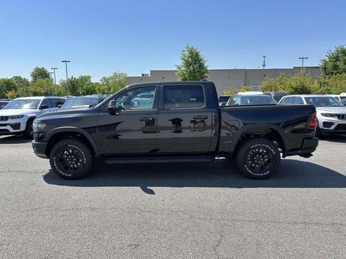 Diamond Black Crystal Pearlcoat 2026 RAM 1500 Rebel