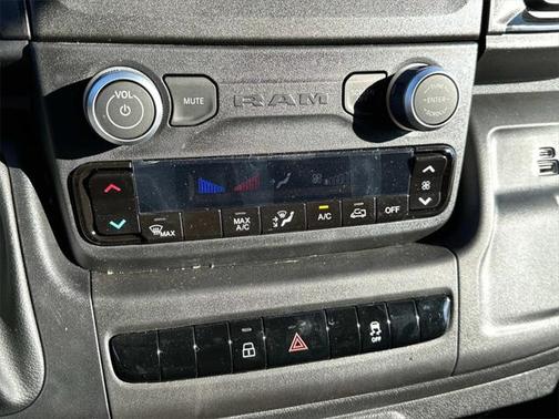 2025 RAM ProMaster 2500 Tradesman