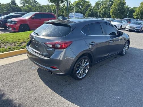 2018 Mazda Mazda3 Touring