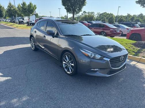 2018 Mazda Mazda3 Touring