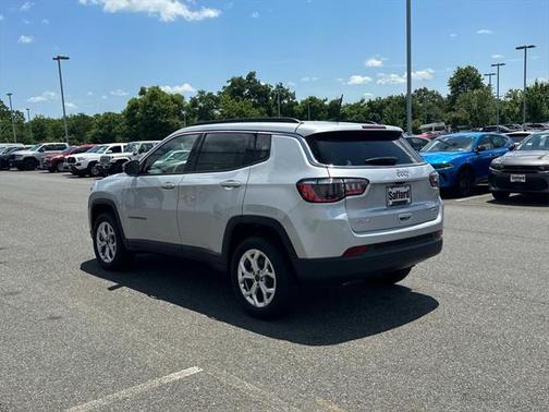 2025 Jeep Compass Latitude