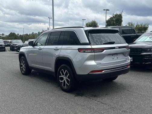 2025 Jeep Grand Cherokee Limited X