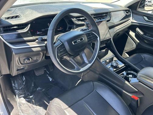 Silver Zynith 2023 Jeep Grand Cherokee L Limited