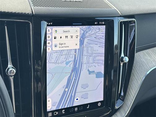 2022 Volvo XC60 Recharge Plug-In Hybrid T8 Inscription