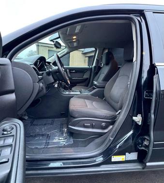 2017 Chevrolet Traverse 1LT