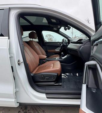 2019 Audi Q3 2.0T Premium Plus