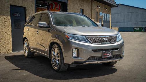 Titanium Silver 2015 Kia Sorento SX