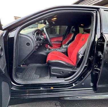 2016 Dodge Charger SE