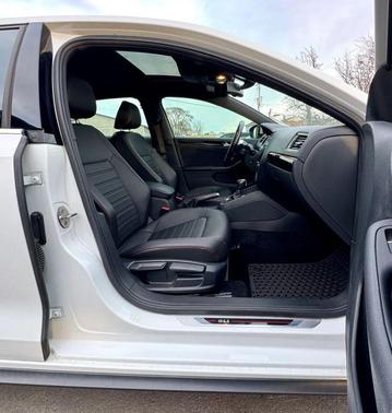 2016 Volkswagen Jetta 2.0T GLI SEL