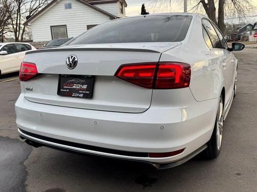 2016 Volkswagen Jetta 2.0T GLI SEL