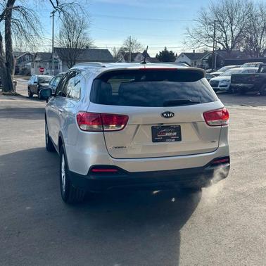 2018 Kia Sorento LX