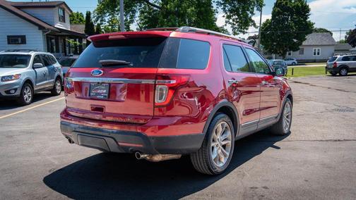 Red 2011 Ford Explorer XLT