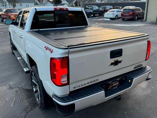2017 Chevrolet Silverado 1500 High Country