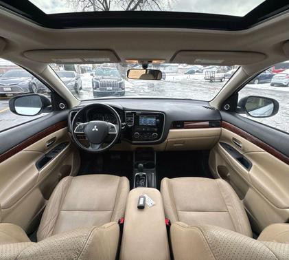 2015 Mitsubishi Outlander SE