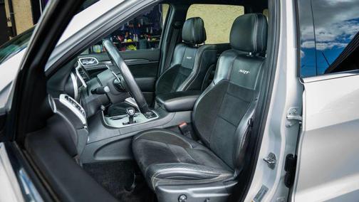 Bright White Clearcoat 2015 Jeep Grand Cherokee SRT