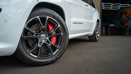 Bright White Clearcoat 2015 Jeep Grand Cherokee SRT