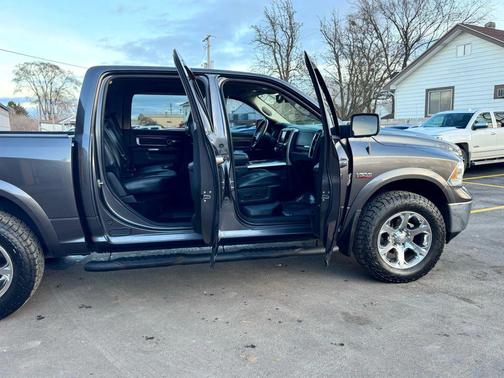 2015 RAM 1500 Laramie