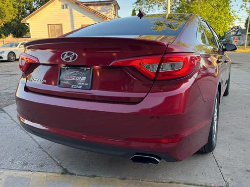 2016 Hyundai SONATA SE