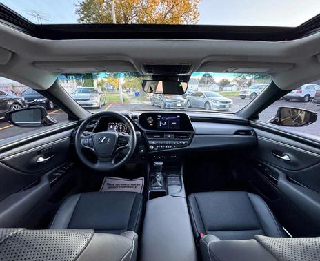 2022 Lexus ES 350 Base