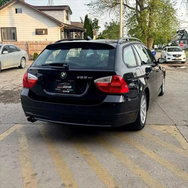 2006 BMW 325 325xi Wagon 4D