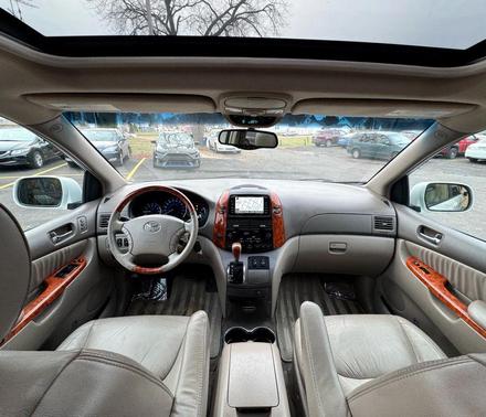 2006 Toyota Sienna XLE Limited