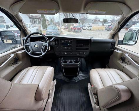 2021 Chevrolet Express 2500 RWD 2500 Regular Wheelbase WT