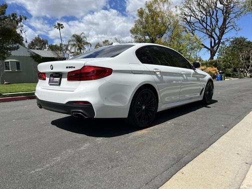 2019 BMW 530e iPerformance