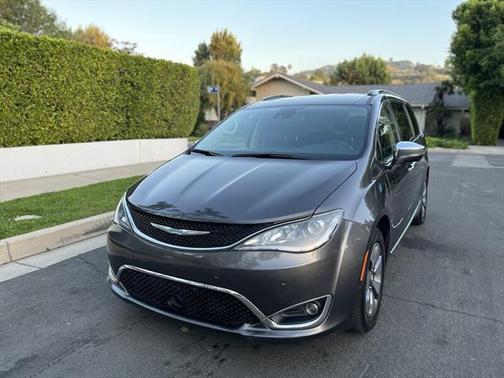 2020 Chrysler Pacifica Hybrid Limited