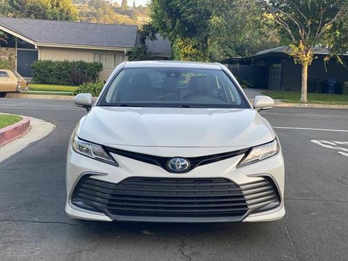 2022 Toyota Camry LE