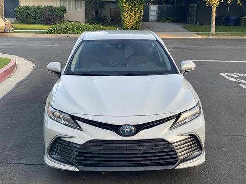 2022 Toyota Camry LE
