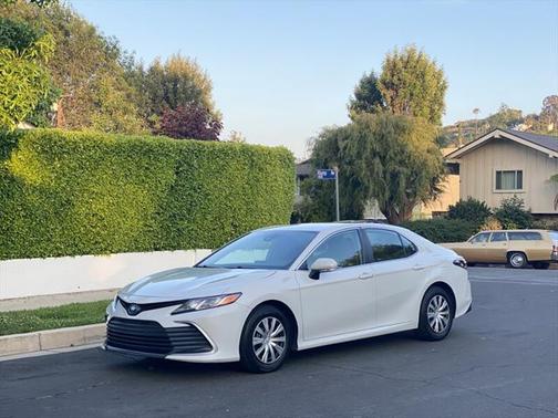 2022 Toyota Camry LE