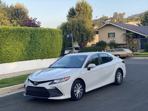 2022 Toyota Camry LE