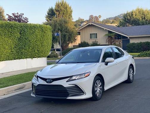 2022 Toyota Camry LE