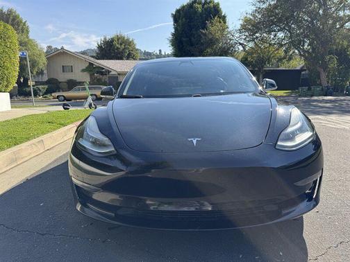 2018 Tesla Model 3 Mid Range