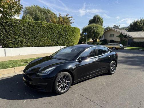 2018 Tesla Model 3 Mid Range