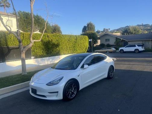 2020 Tesla Model 3 Standard Range Plus