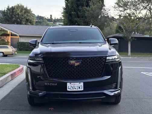 2021 Cadillac Escalade ESV Premium Luxury
