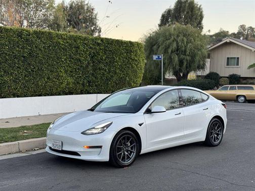2023 Tesla Model 3 Standard Range