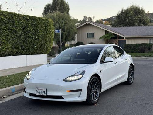 2023 Tesla Model 3 Standard Range