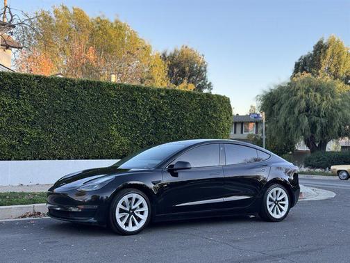 2021 Tesla Model 3 Long Range