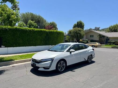 2018 Honda Clarity Plug-In Hybrid Base