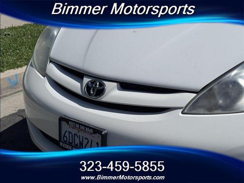 Natural White 2008 Toyota Sienna CE