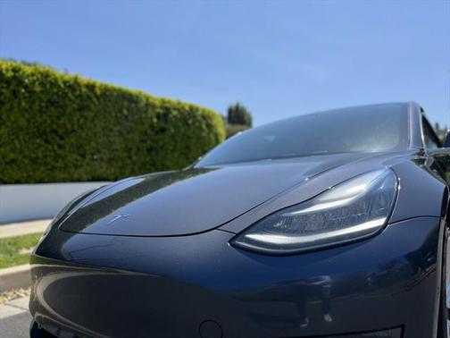 2019 Tesla Model 3 Standard Range Plus