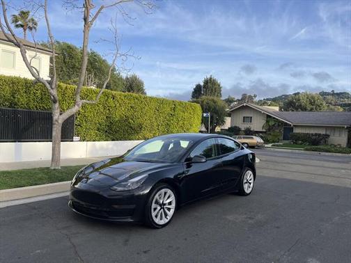 2022 Tesla Model 3 Standard Range