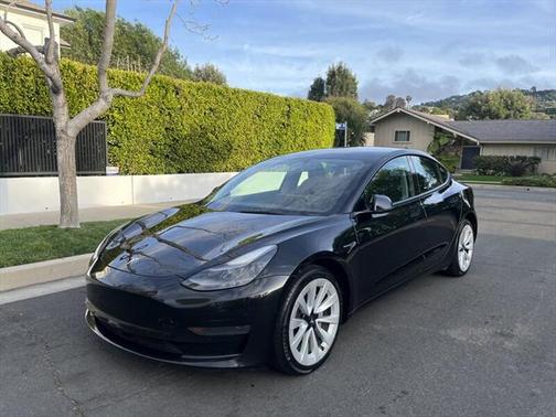 2022 Tesla Model 3 Standard Range