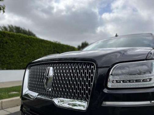 2019 Lincoln Navigator L Select