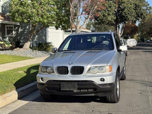 2001 BMW X5 3.0i